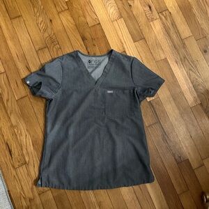 Figs Scrub Top